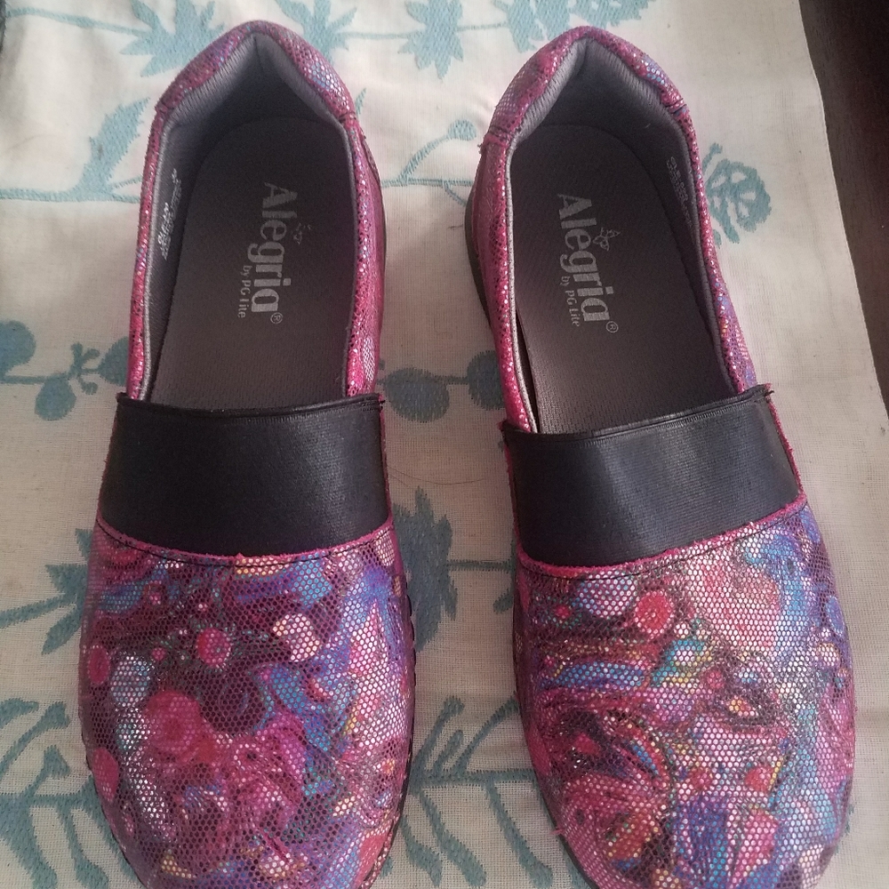 Alegria nursing shoes size 38